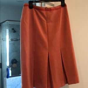 Pretty lined wool skirt
